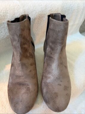 Blink Women’s Taupe Suede Ankle Boots, Elastic Sides For easy on and off.